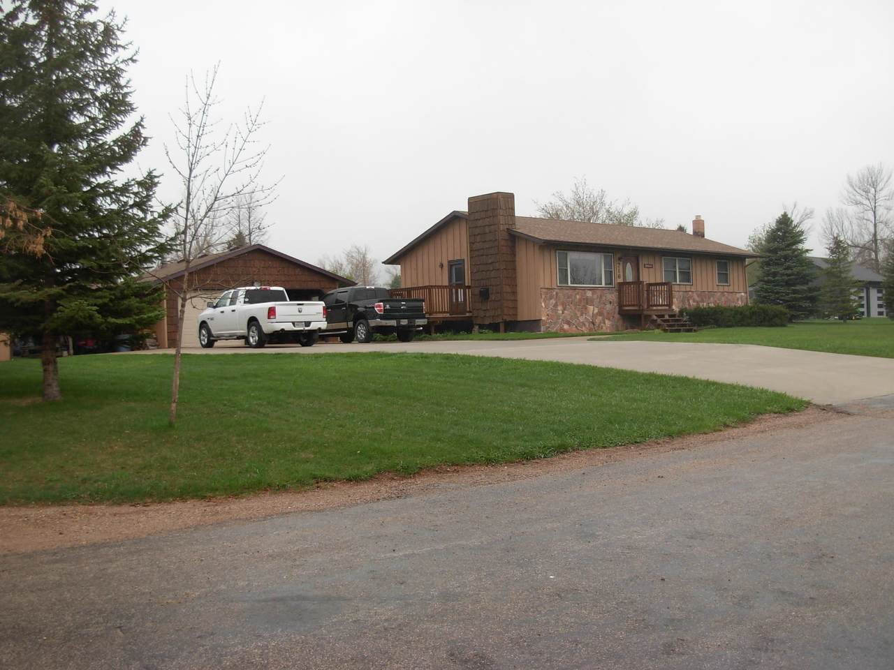 716 Cedar Lane - Photo 1