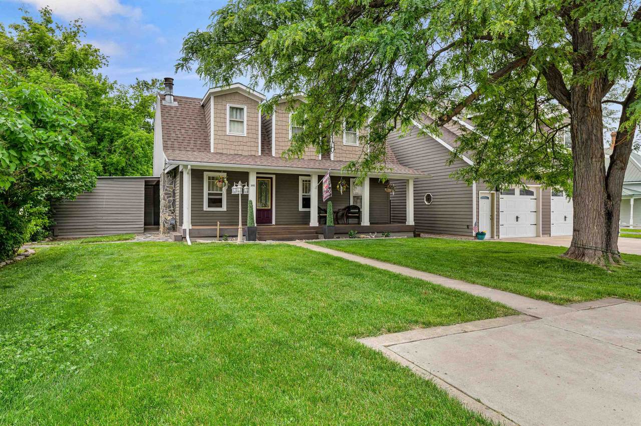 1605 3rd Street - Photo 1