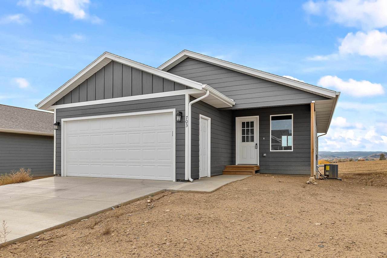 703 Diamond Ridge Boulevard - Photo 1