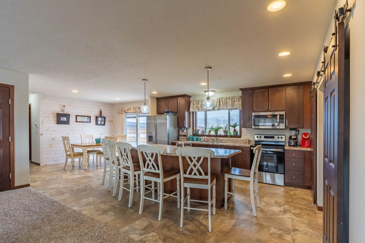 13235 Hillsview Drive - Photo 1