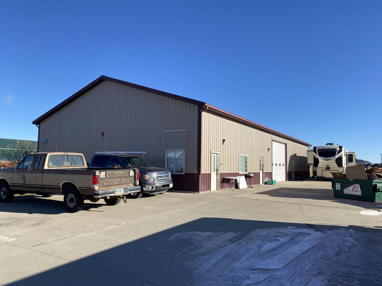 318 Industrial Drive - Photo 1