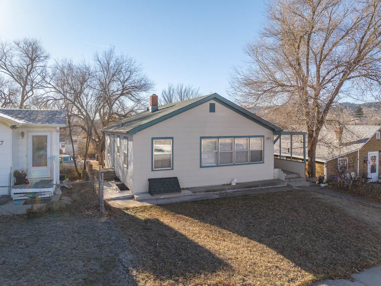321 Franklin Street - Photo 1