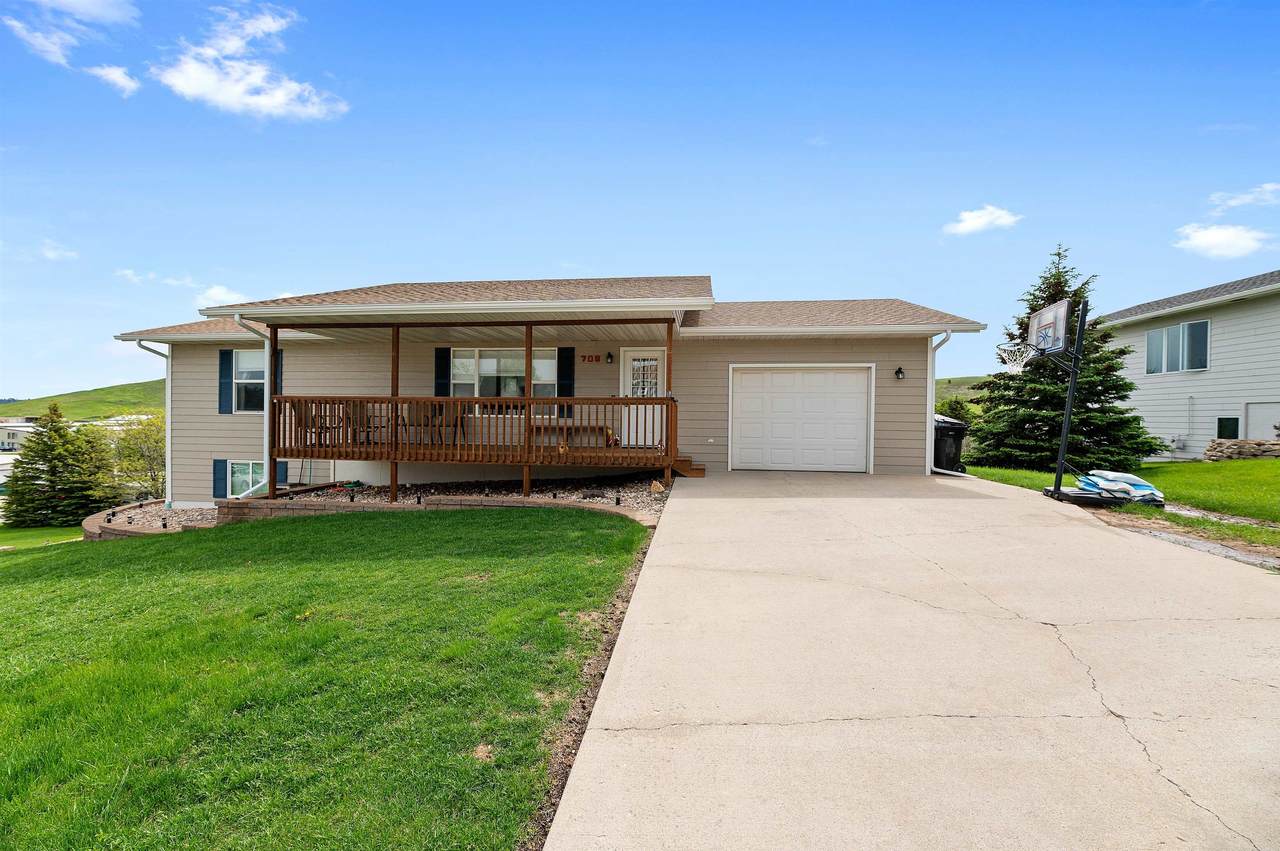 708 31st Street - Photo 1