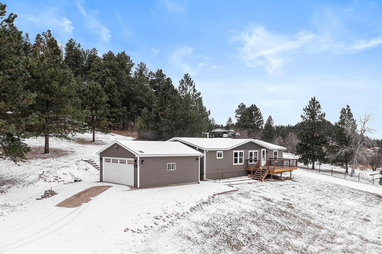 721 Arthur Street - Photo 1