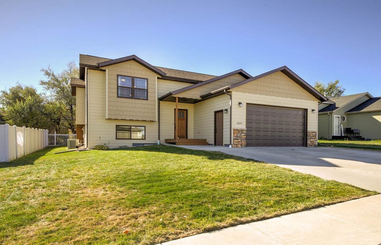 6605 Astoria Lane - Photo 1