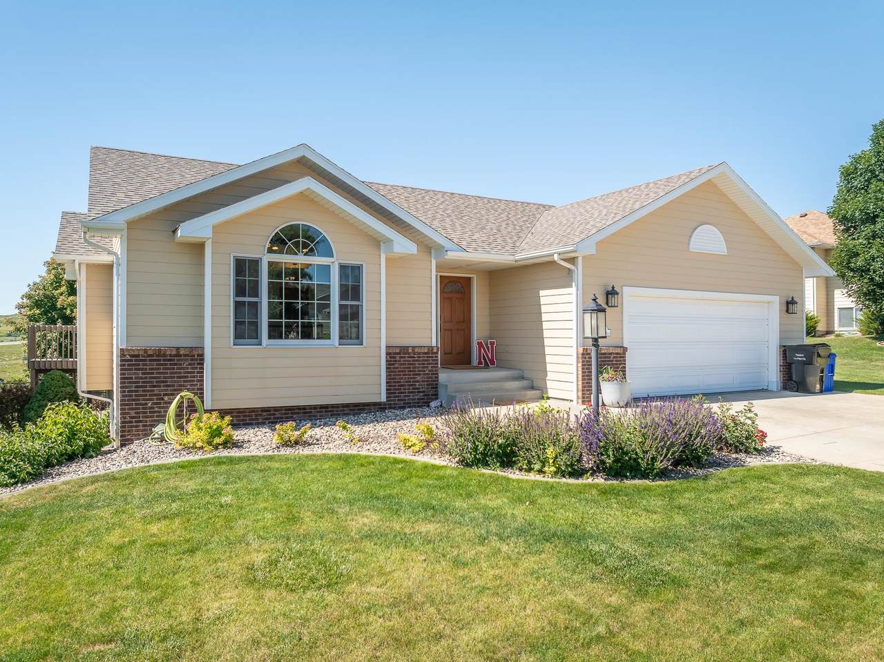 561 Enchantment Road - Photo 1
