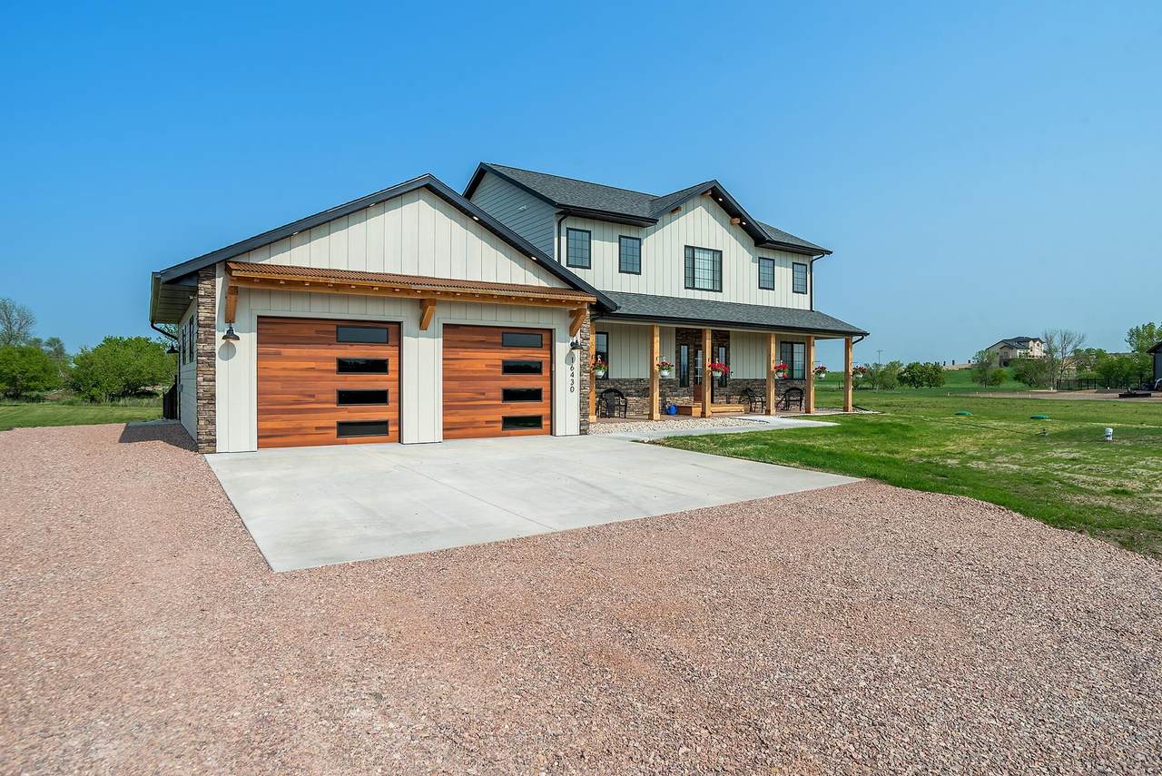 16430 Creekside Place - Photo 1