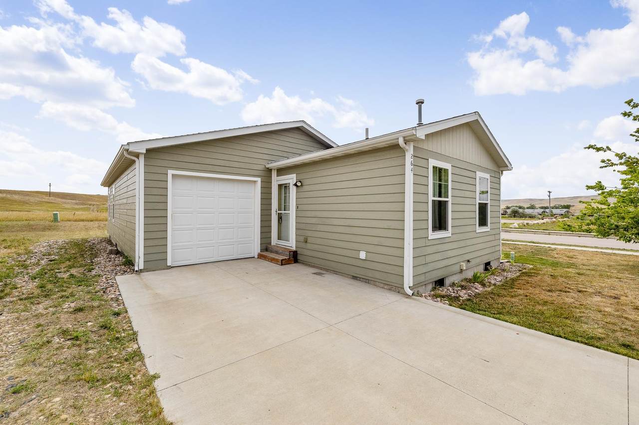 264 Trenton Lane - Photo 1