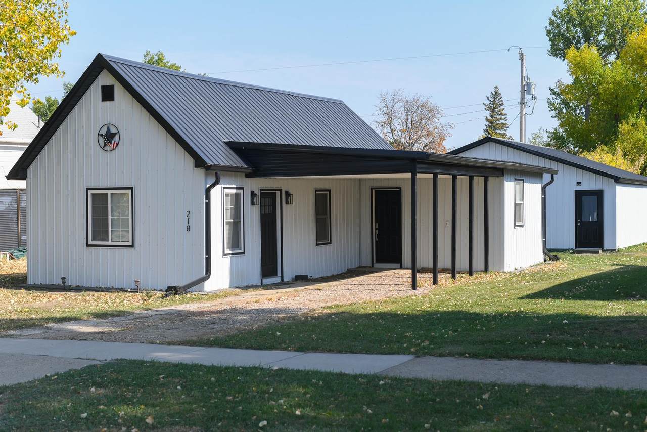 218 Dartmouth Avenue - Photo 1