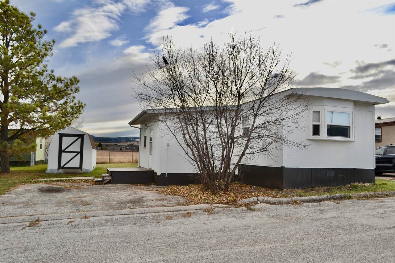 139 Grandview Drive - Photo 1