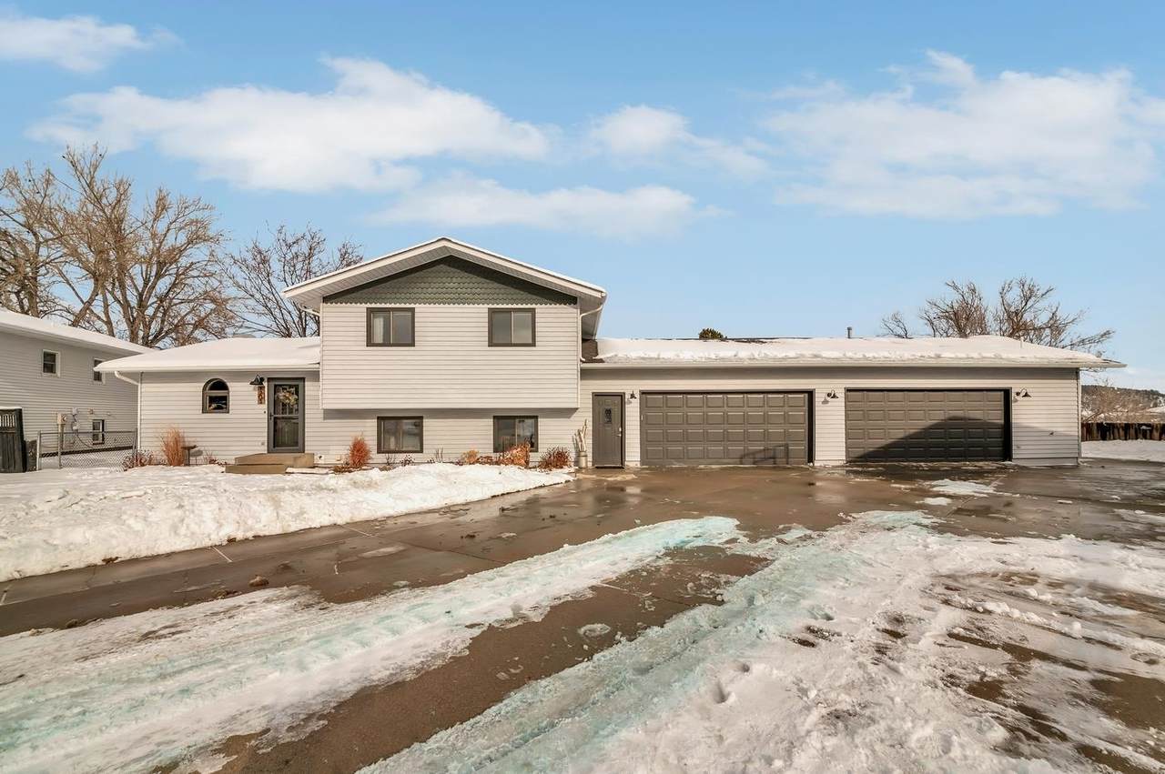1203 Cedar Drive - Photo 1