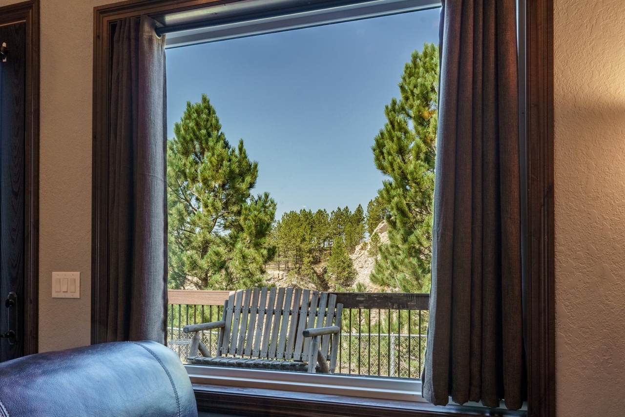 https://bt-photos.global.ssl.fastly.net/mtrushmore/1280_boomver_1_83084-2.jpg