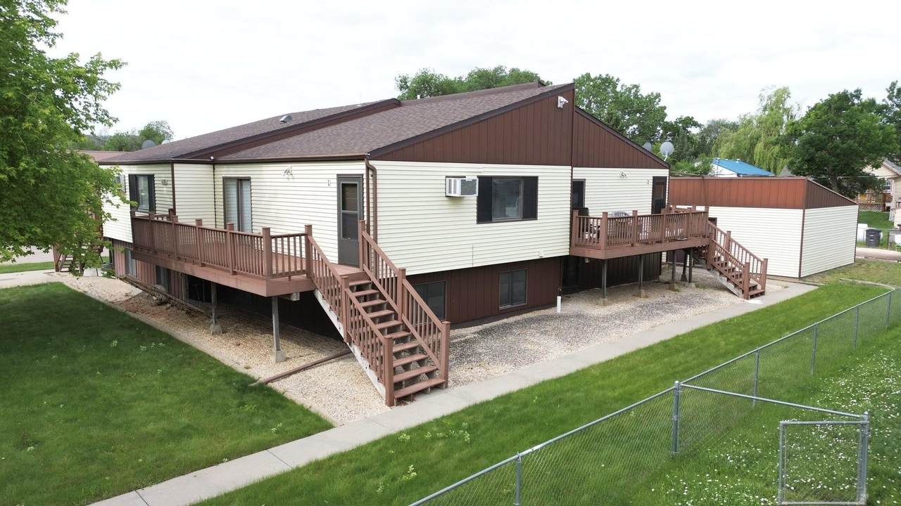 438 14th Street - Photo 1