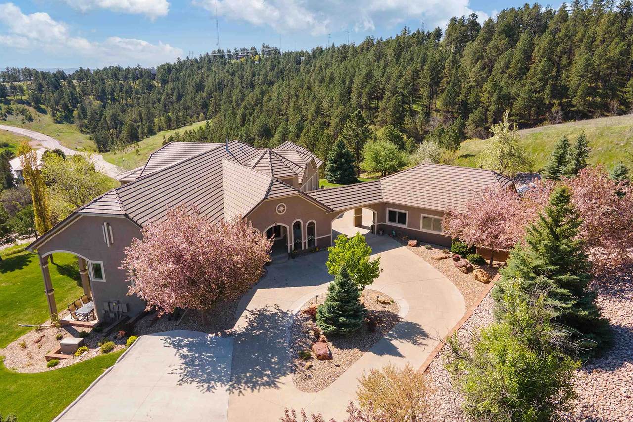 1607 Pevans Parkway - Photo 1