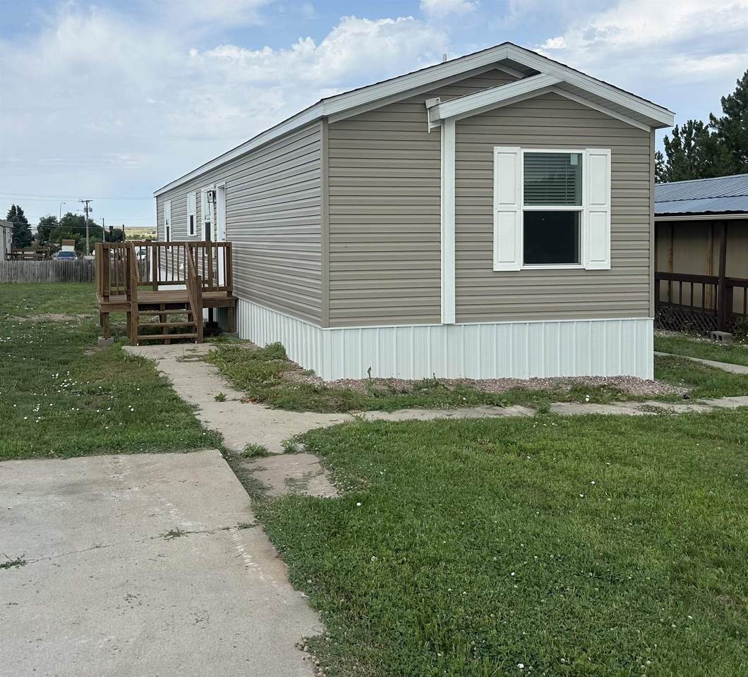 314 Summit Street - Photo 1