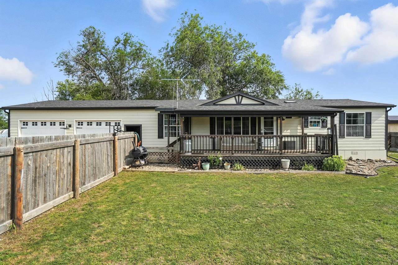 402 3rd Street - Photo 1