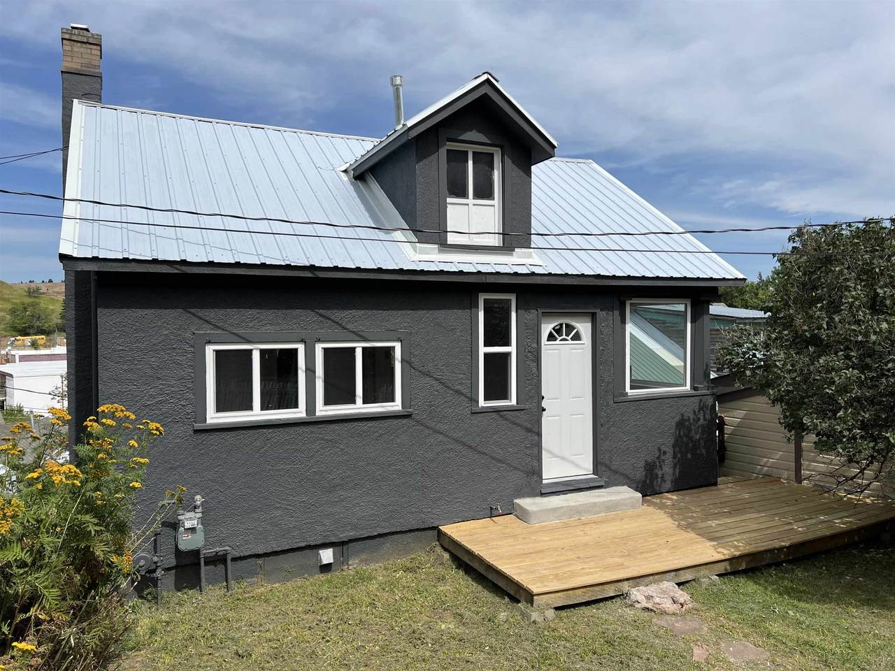 106 Columbus Street - Photo 1