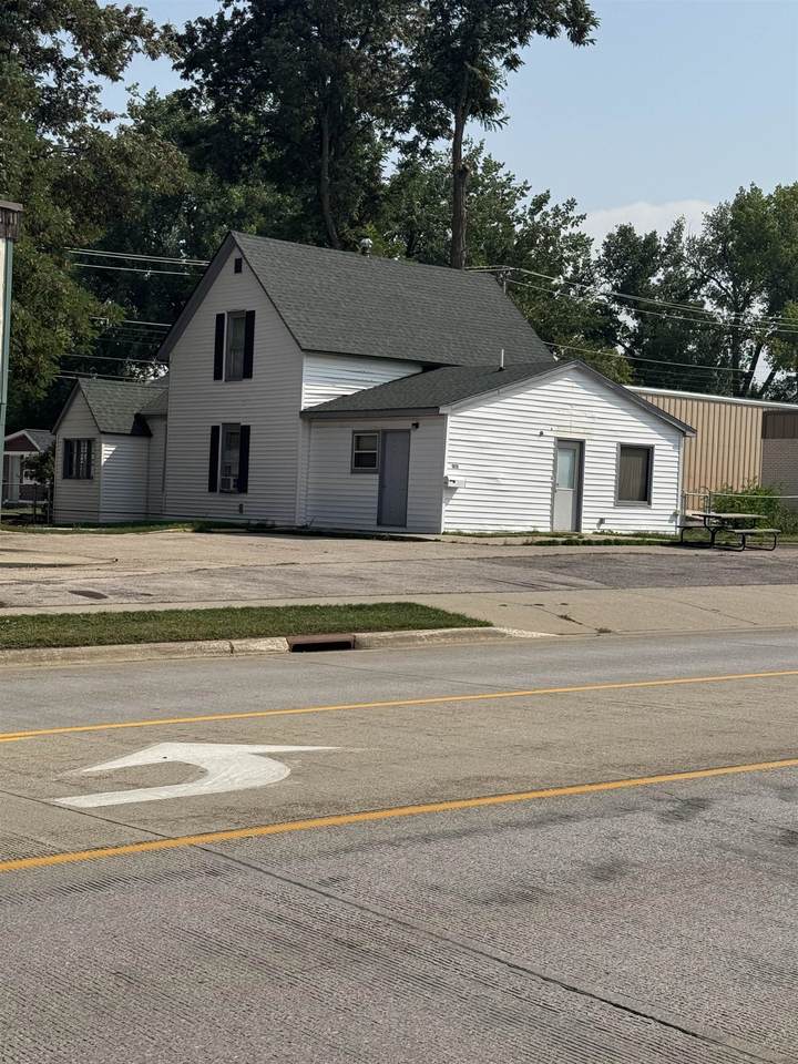 1828 Junction Avenue - Photo 1