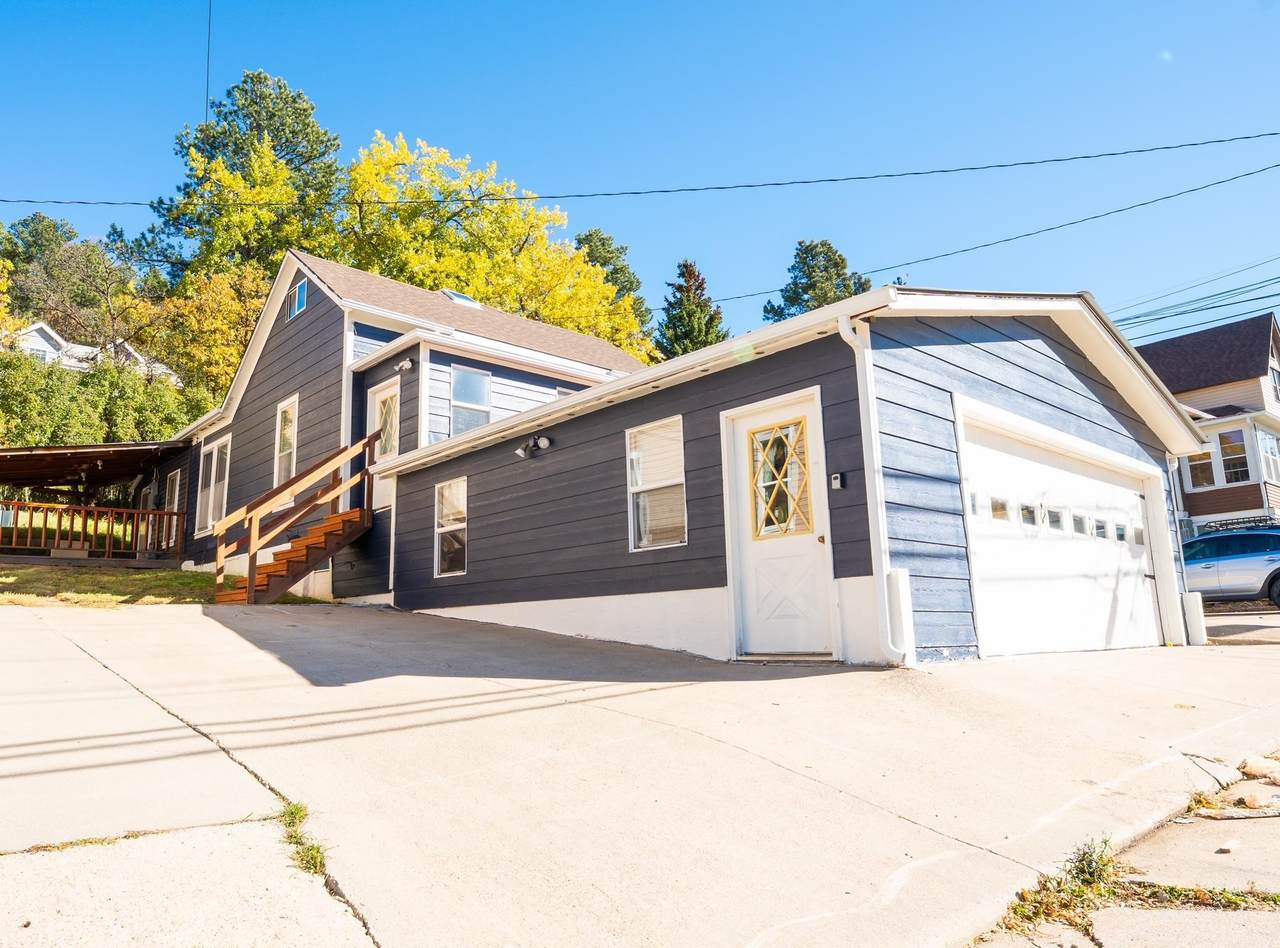 406 Sawyer Street - Photo 1