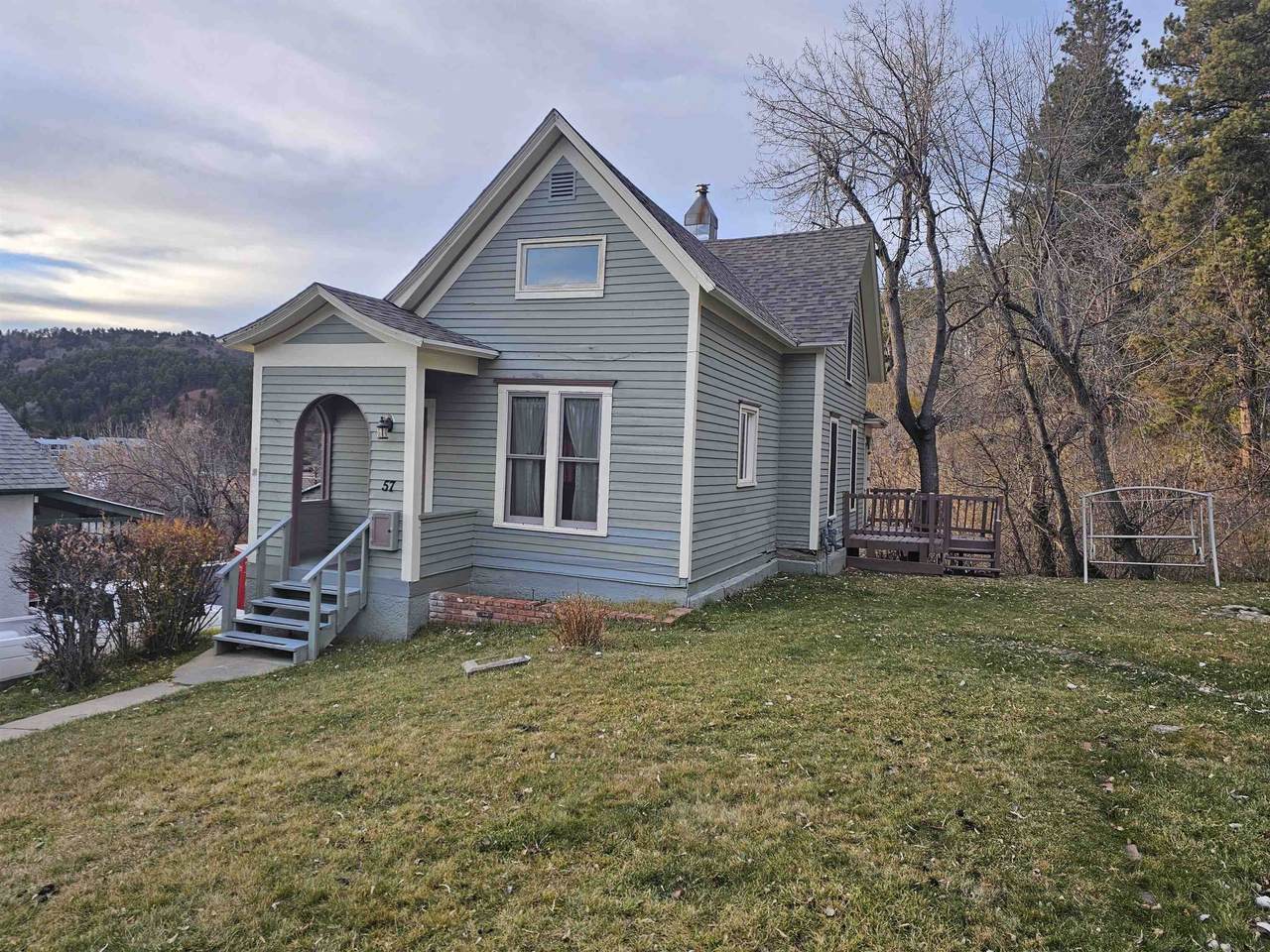 57 Lincoln Avenue - Photo 1