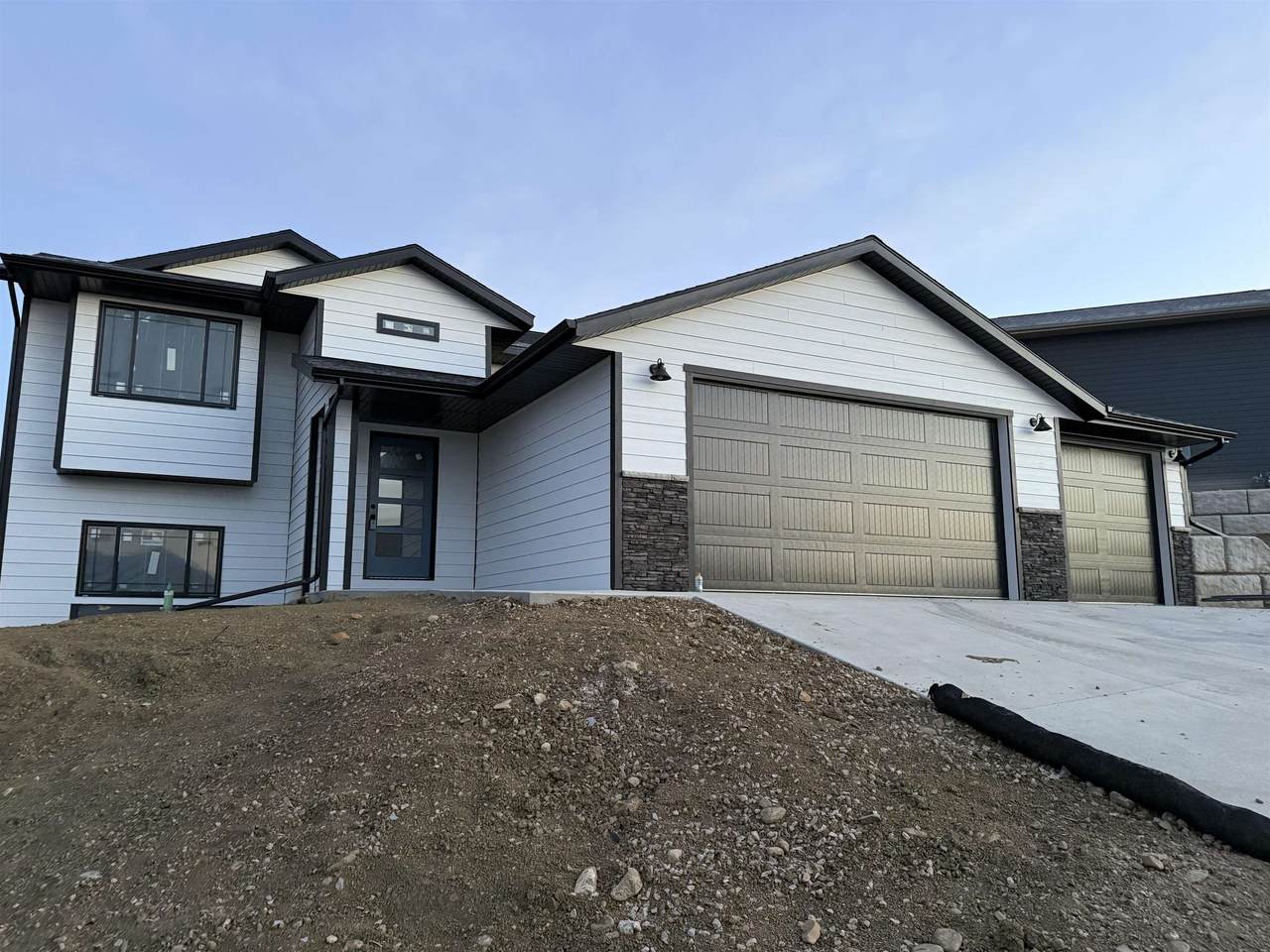 5328 Silverton Street - Photo 1