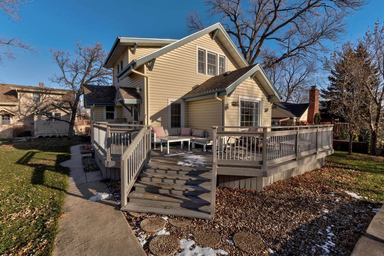 1526 11th Street - Photo 1