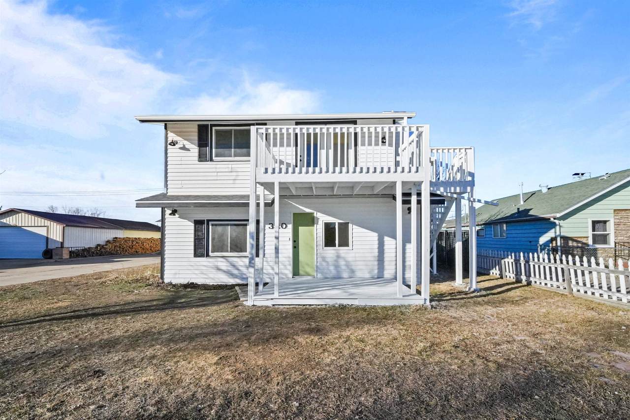 320 2nd Avenue - Photo 1