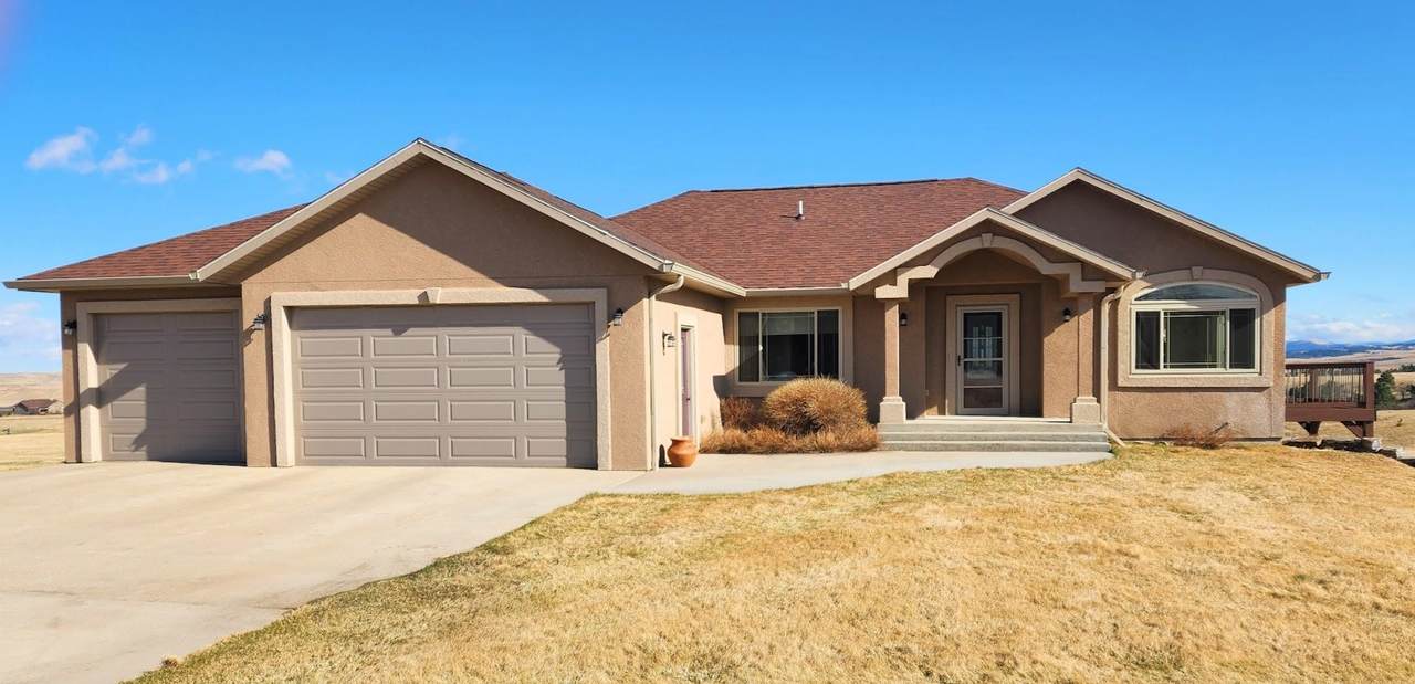19264 Hat Ranch Drive - Photo 1