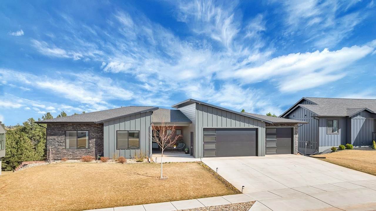 5910 Cloud Peak Drive - Photo 1