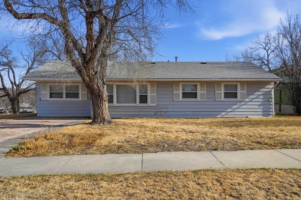 402 Indiana Street - Photo 1