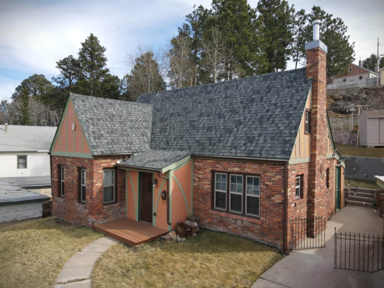 719 Mcclellan Street - Photo 1