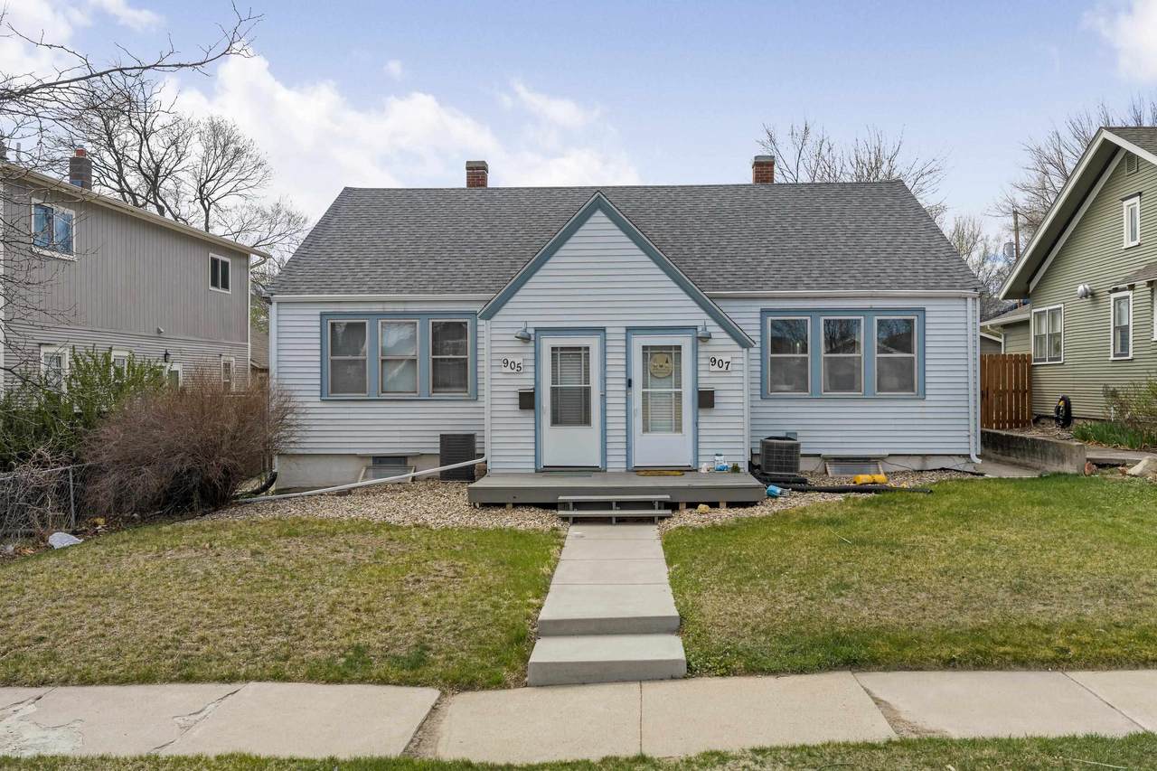 905 & 907 Clark Lane - Photo 1
