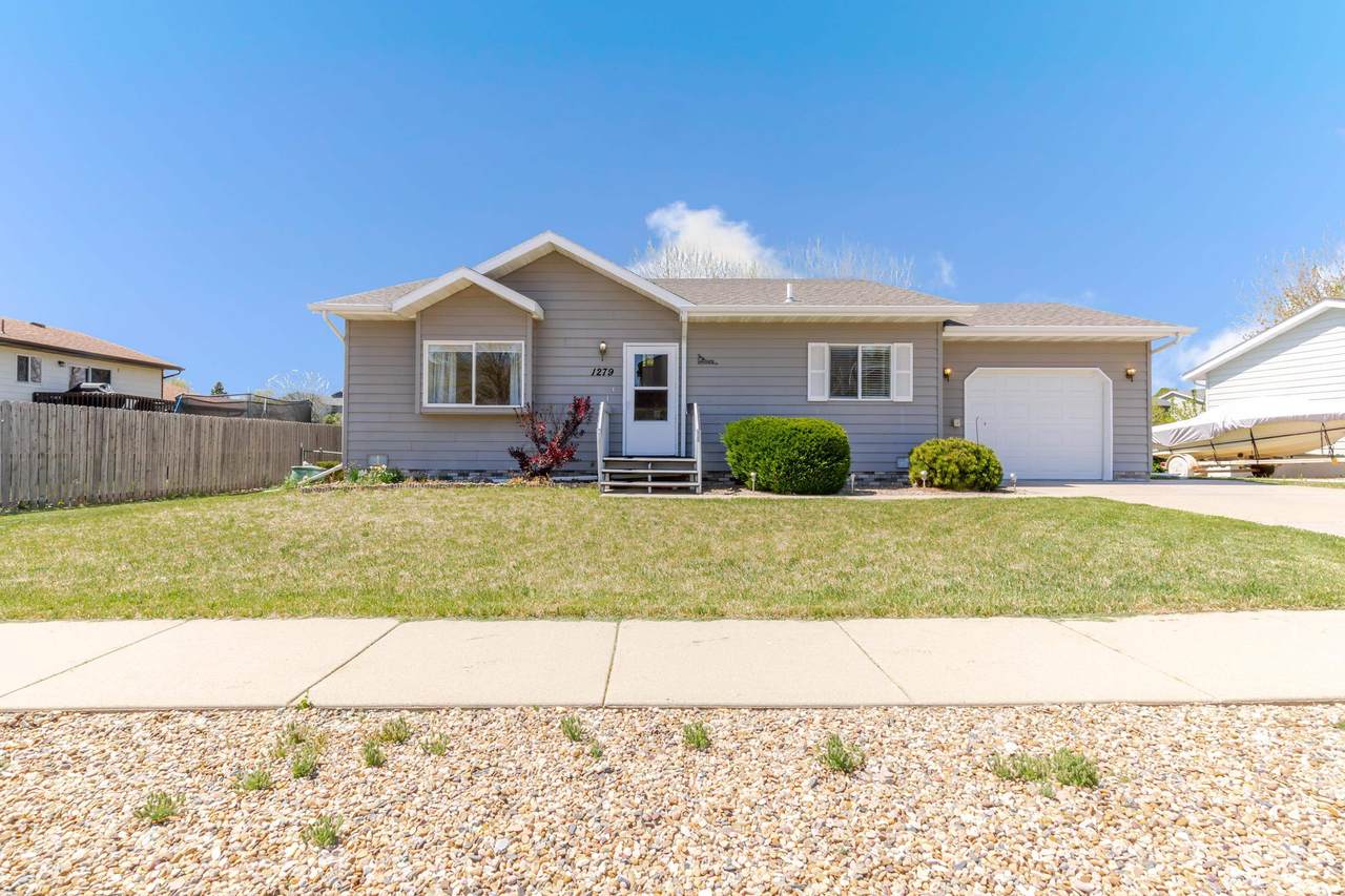 1279 Pennington Street - Photo 1