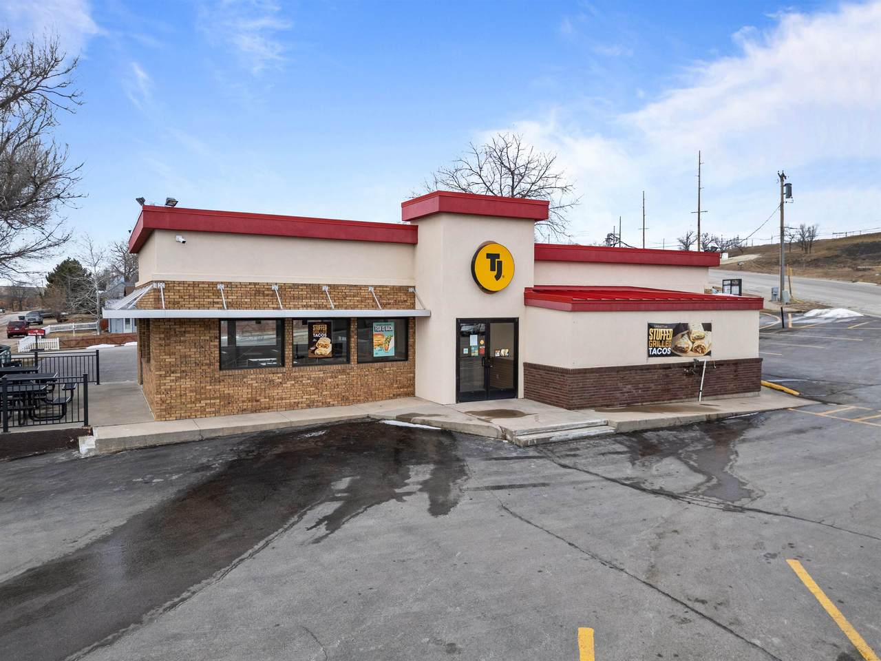1401 Mill Street - Photo 1