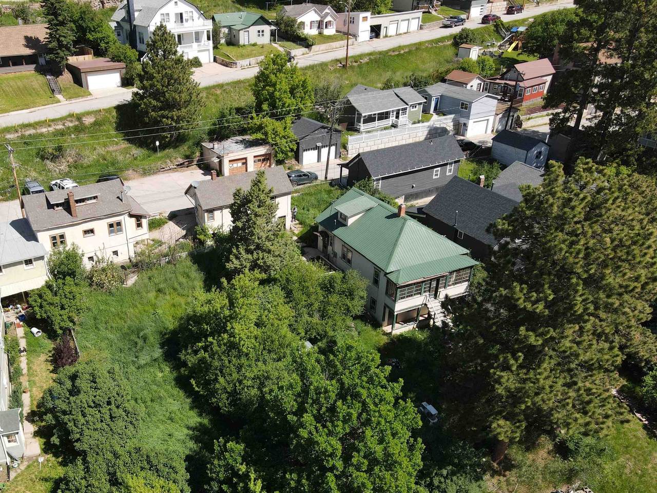 802 Miners Avenue - Photo 1