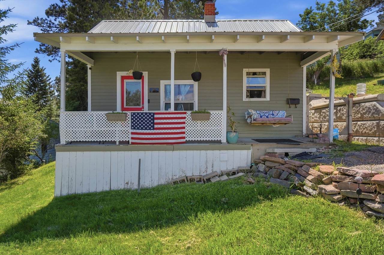 303 Grove Street - Photo 1
