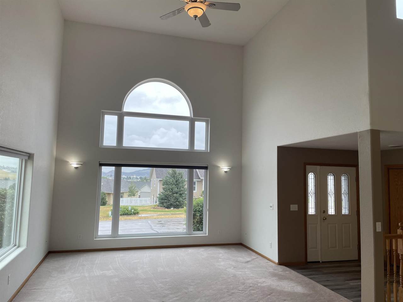 633 Maple Drive - Photo 1