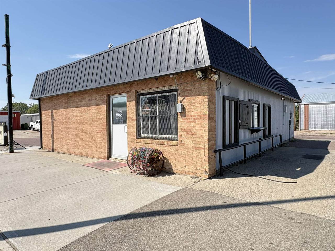 346 2nd Street - Photo 1