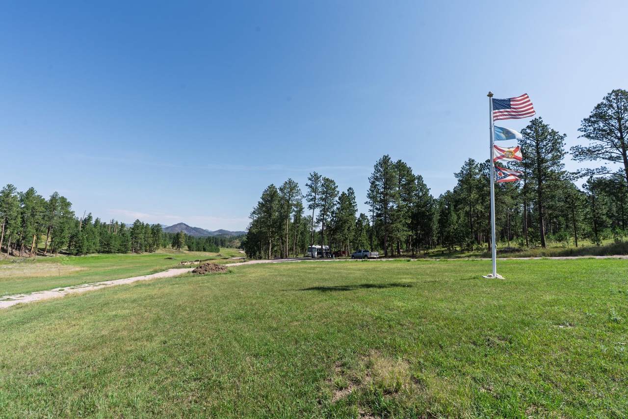 https://bt-photos.global.ssl.fastly.net/mtrushmore/1280_boomver_1_90160-2.jpg