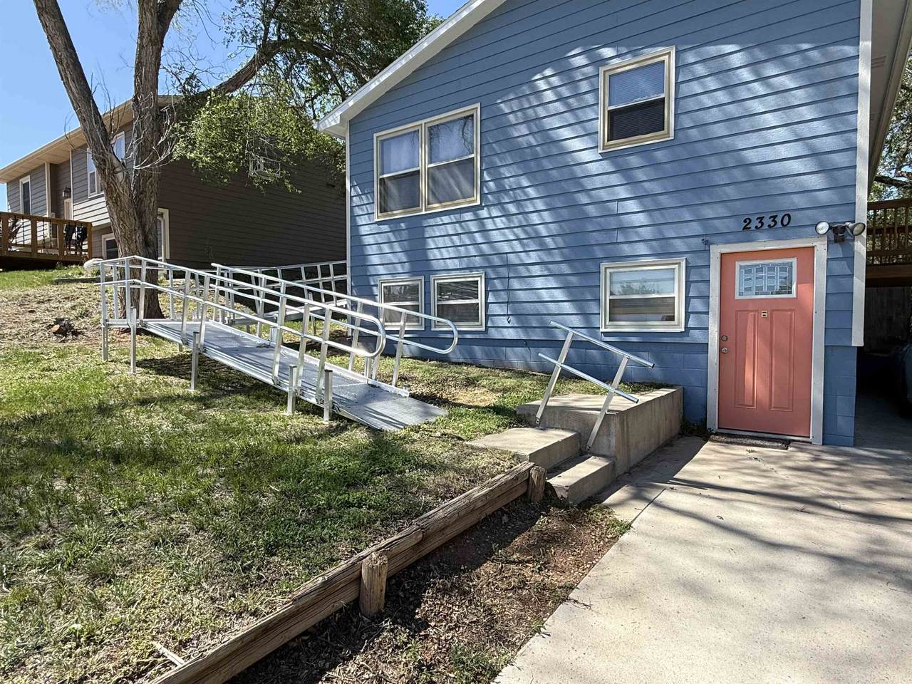 2330 Lincoln Avenue - Photo 1