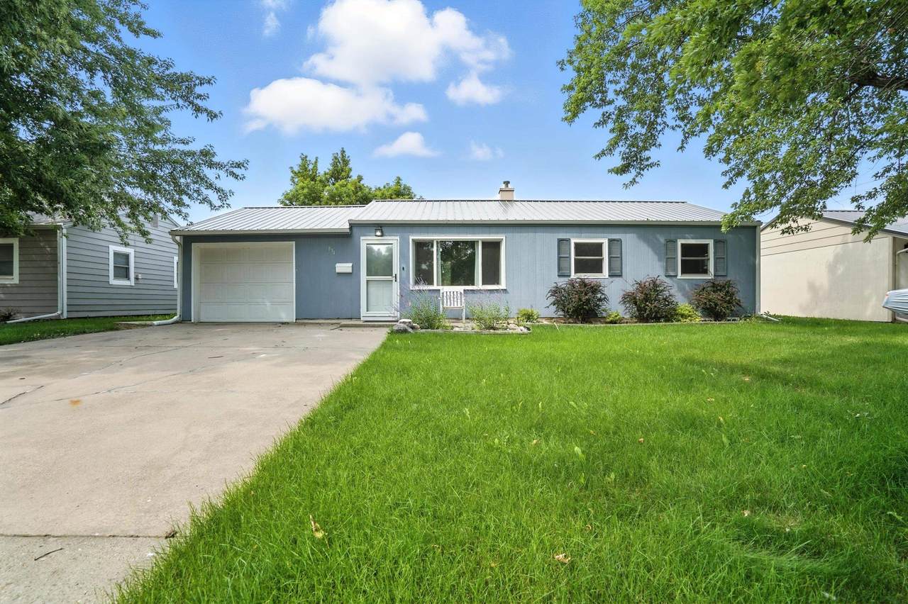 834 Tallent Street - Photo 1