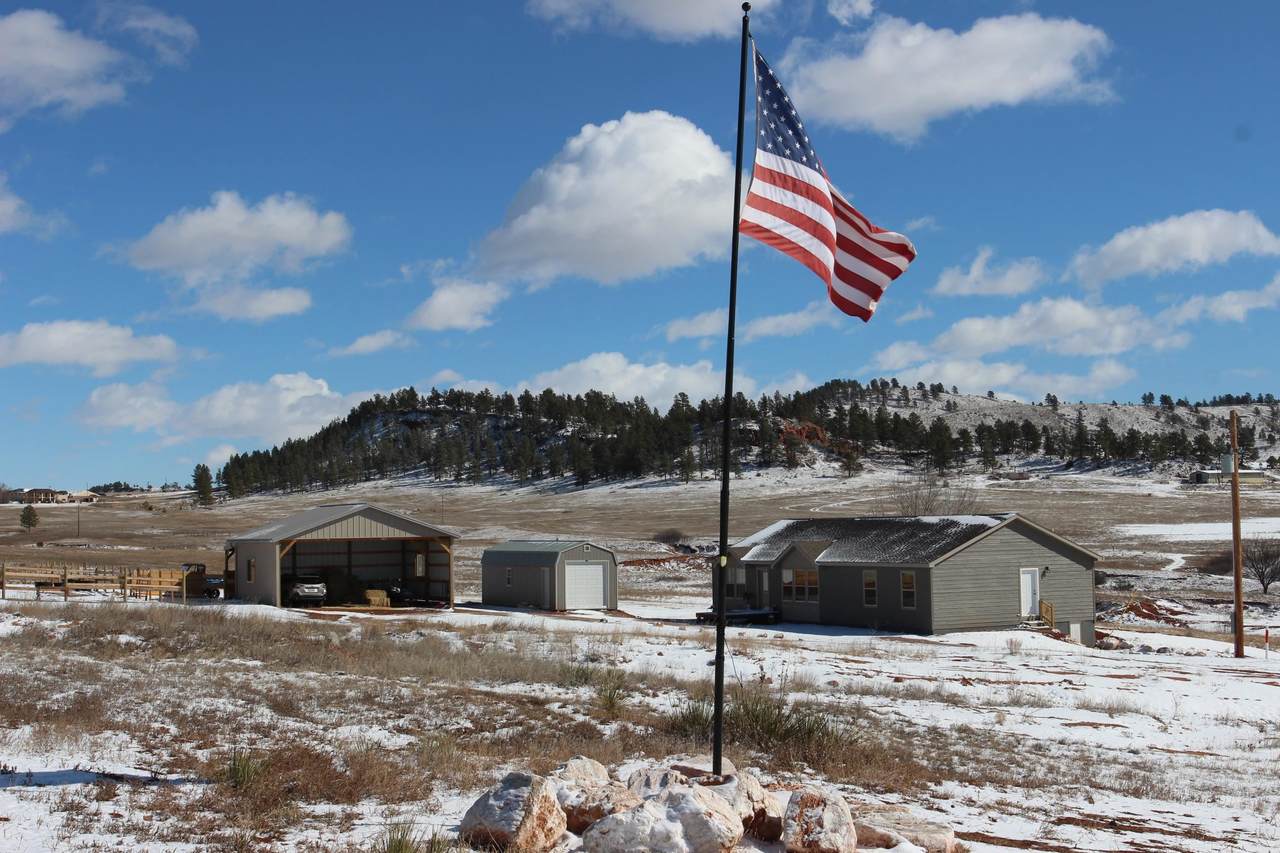 27094 Highway 385 - Photo 1