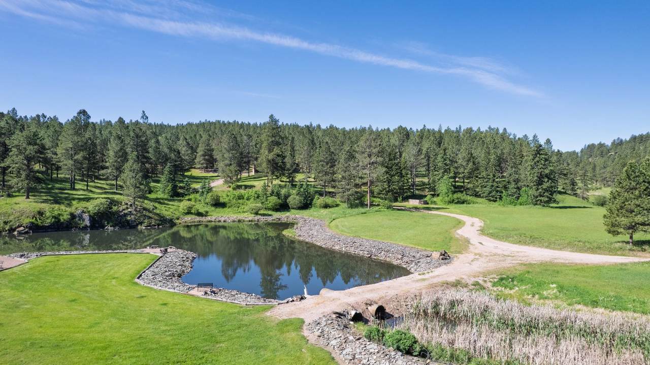 https://bt-photos.global.ssl.fastly.net/mtrushmore/1280_boomver_2_88857-2.jpg