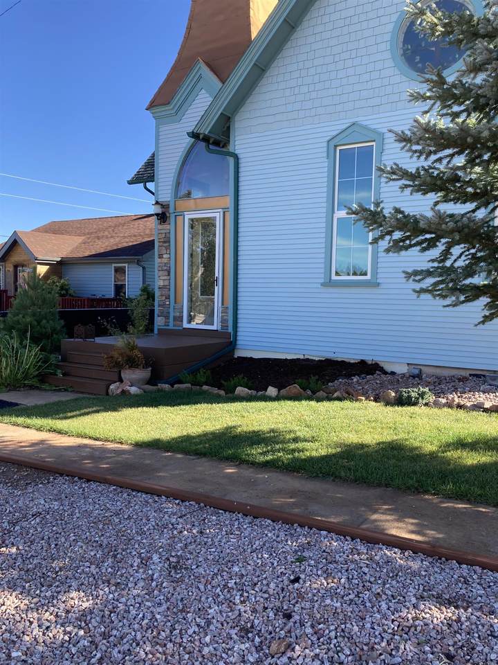 922 West Street - Photo 1