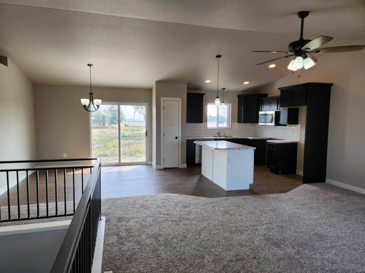 644 Valor Court - Photo 1