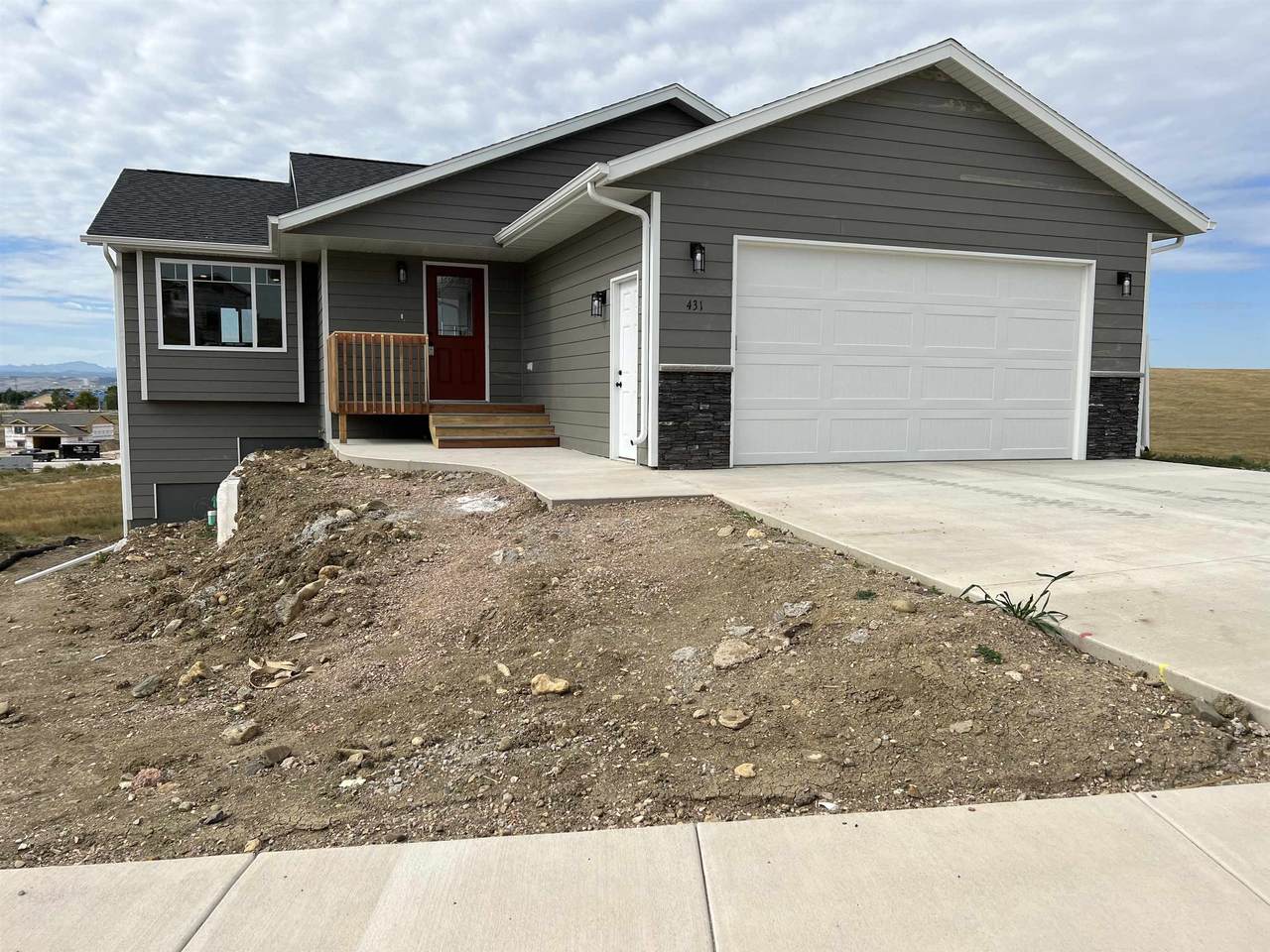 431 Haakon Street - Photo 1
