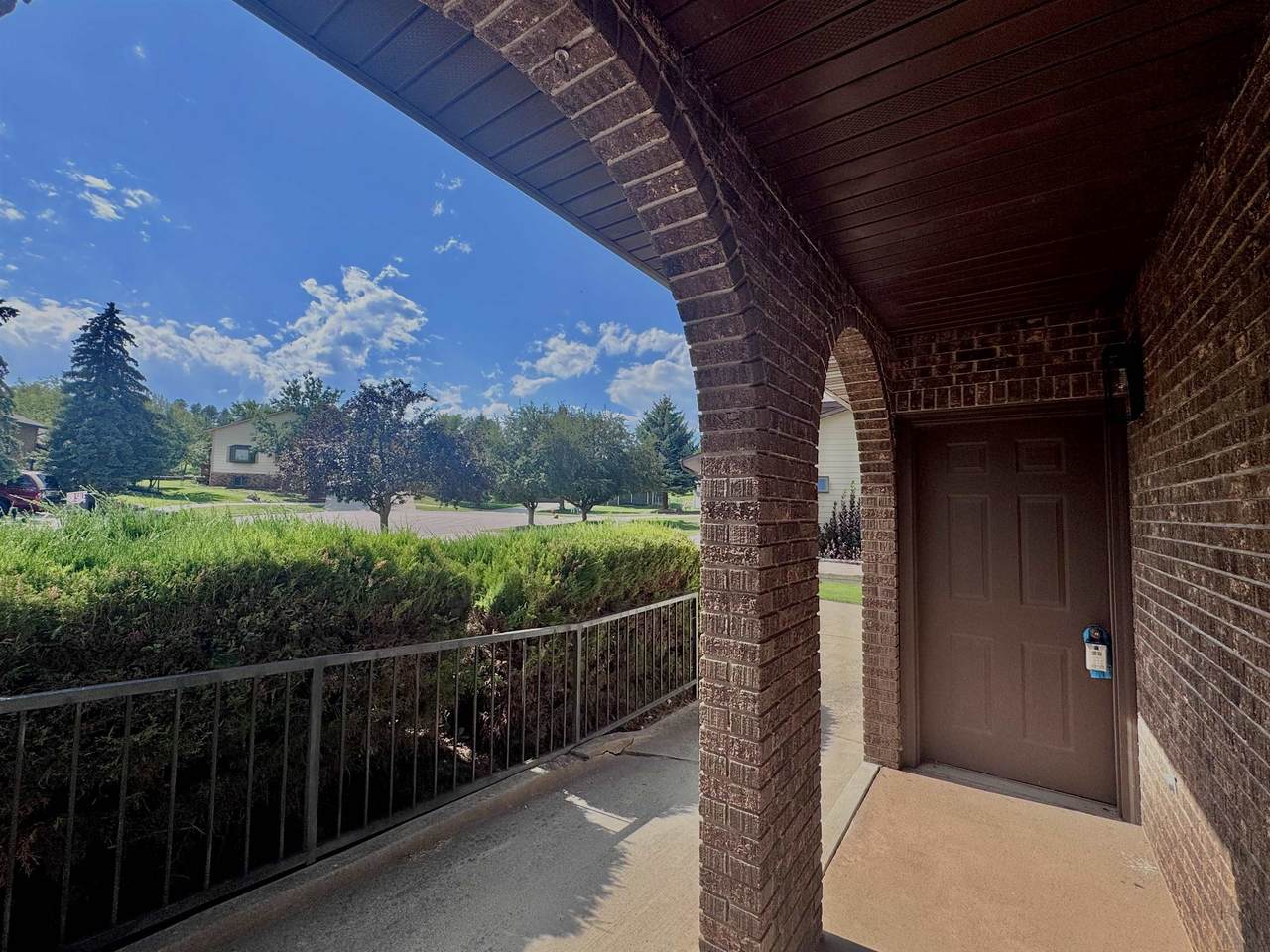 1214 Burns Circle - Photo 1