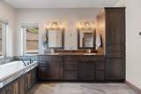 716 Pro Rodeo Drive - Photo 18