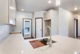 2206 Quartzite Drive - Photo 4