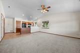 1233 Silverbrook Lane - Photo 4